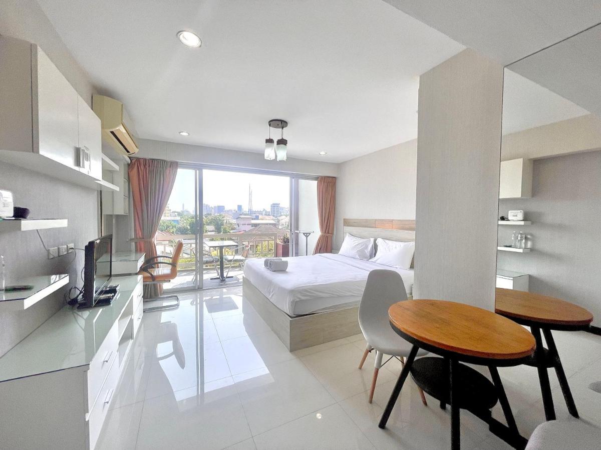 Baan Sabai Rama IV Apartment Bangkok Exterior foto