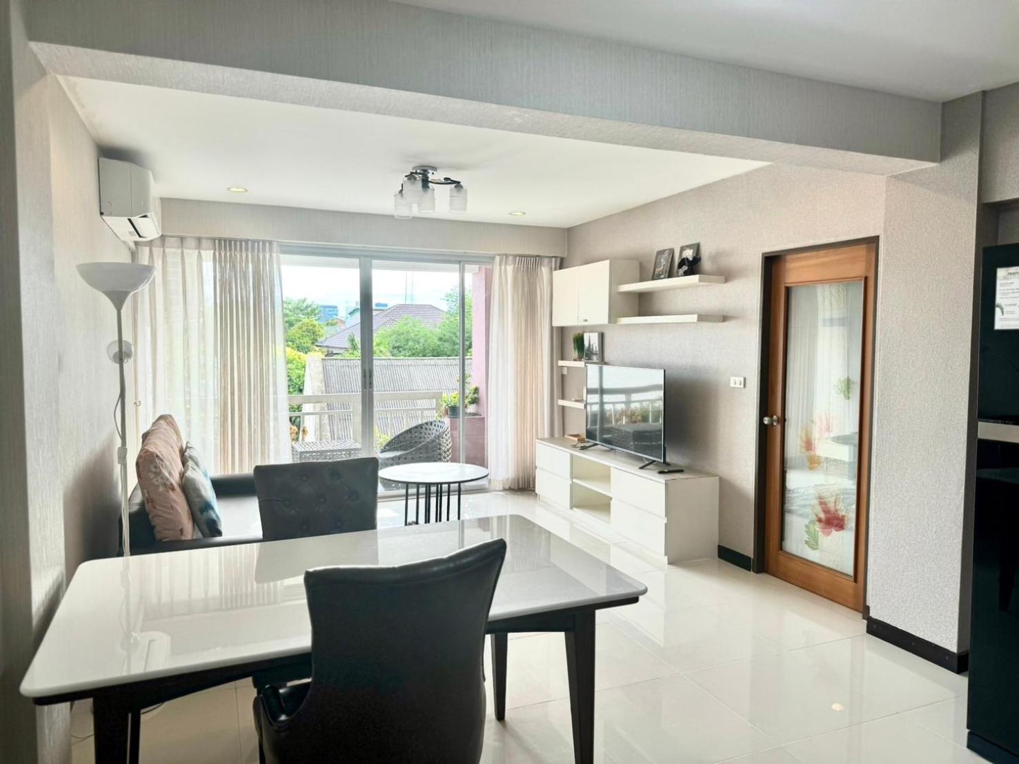 Baan Sabai Rama IV Apartment Bangkok Exterior foto