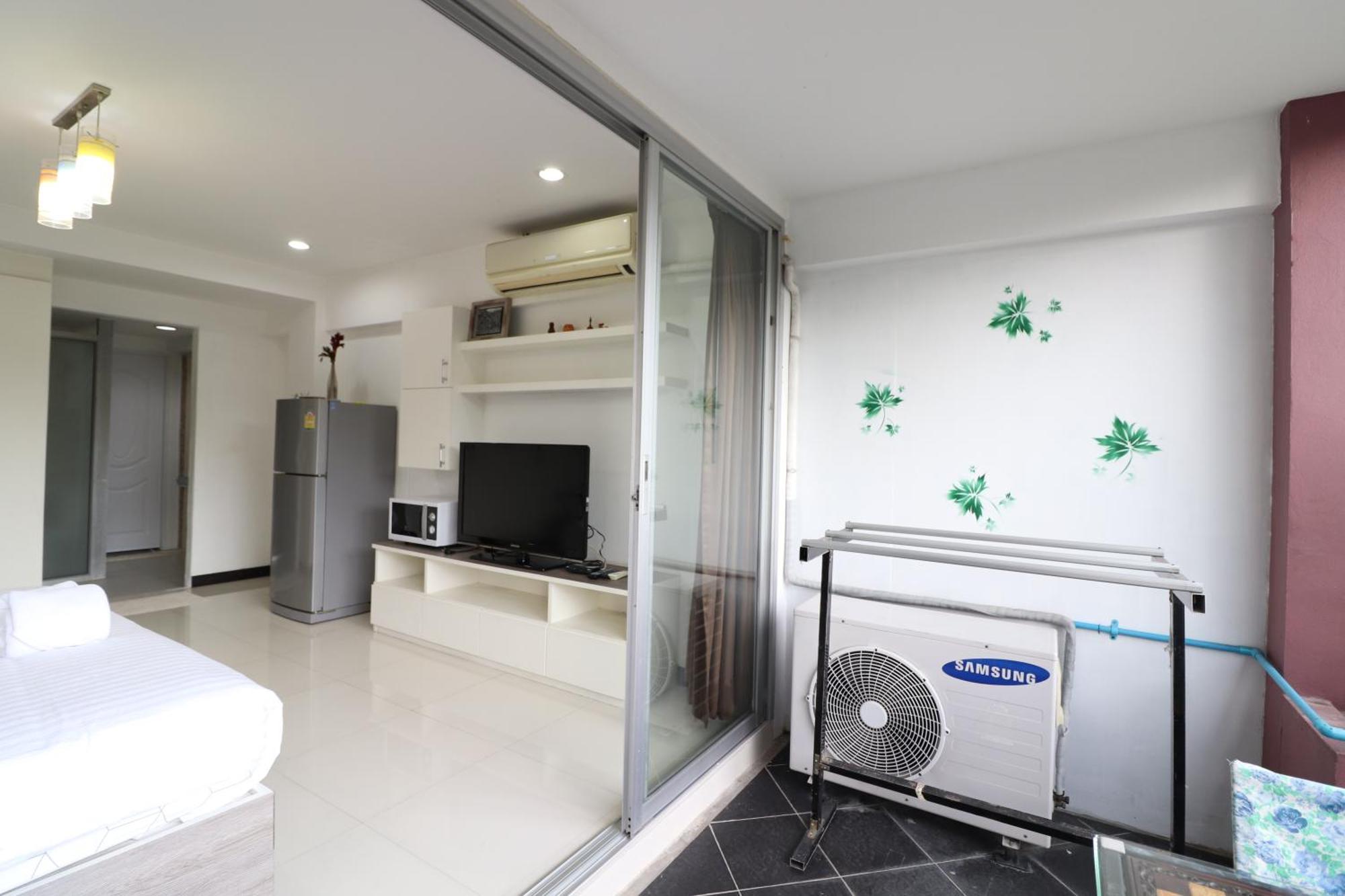 Baan Sabai Rama IV Apartment Bangkok Exterior foto