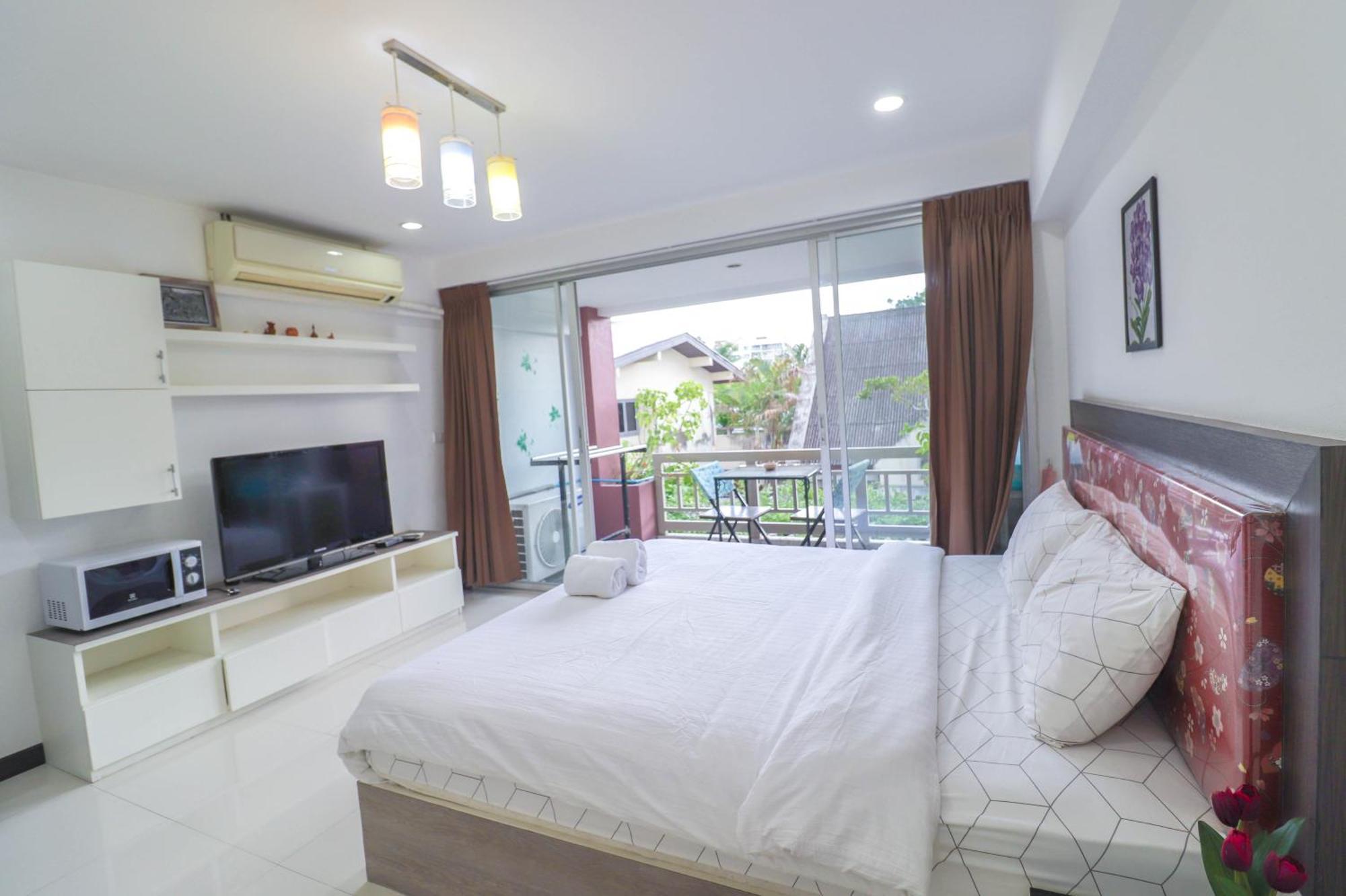 Baan Sabai Rama IV Apartment Bangkok Exterior foto